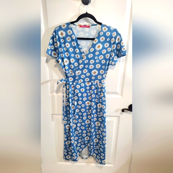 Mock Wrap Cotton Cutie - Picture 1 of 10